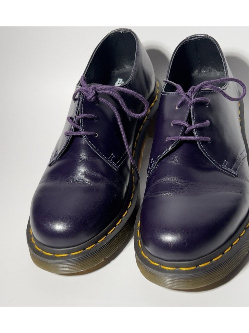 Dr. Martens Leather Oxford Shoe Womens Size 7 Purple